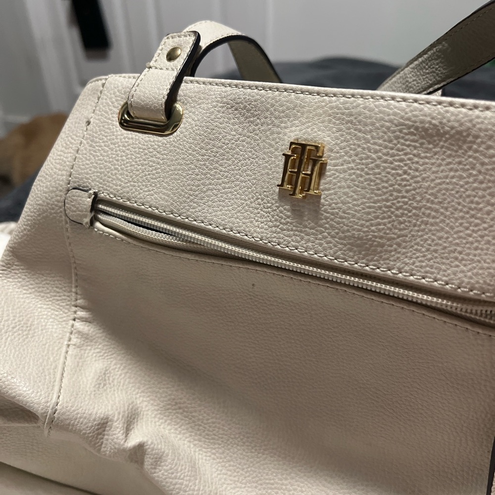 Tommy Hilfiger bag